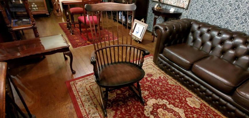 ロッキングチェアー　Rocking　Chair